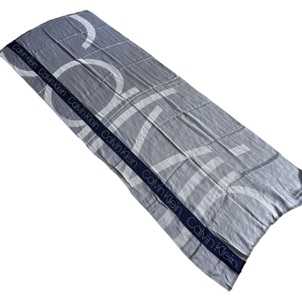 Calvin Klein spell out scarf wrap shawl 2-sided gray blue white soft & cozy
